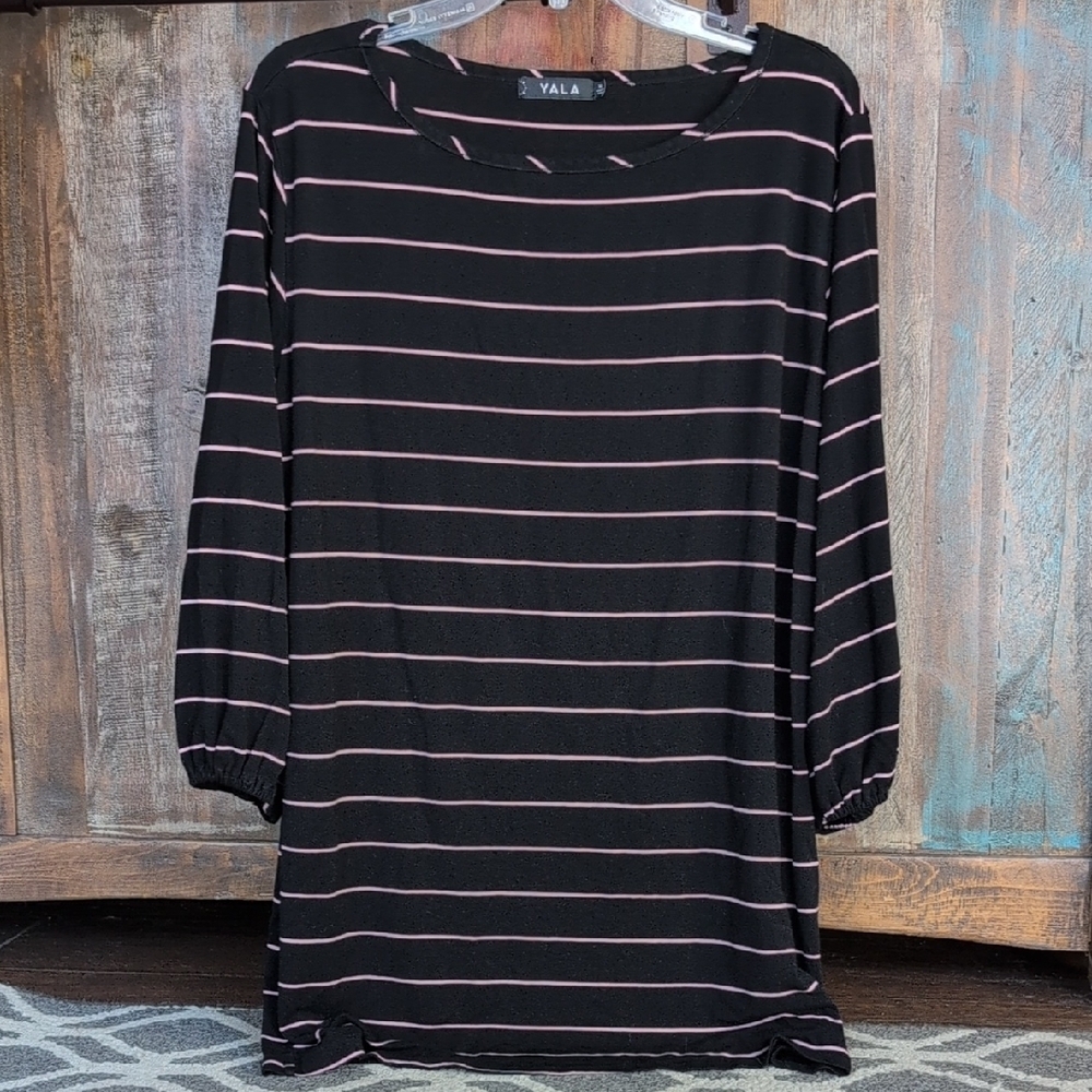 Yala Bamboo Black w/ Pink Stripes 3/4 Sleeve Top - Women's XL